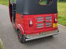 https://riyasewana.com/uploads/bajaj-bajaj-4-151117064362.jpg