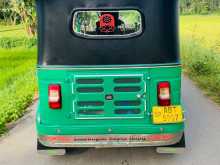 https://riyasewana.com/uploads/bajaj-bajaj-4-151122554943.jpg