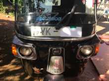 Bajaj 4 Stroke 2011 Three Wheel