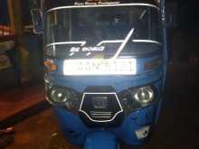 Bajaj 4 Stroke 2014 Three Wheel