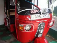 Bajaj 4 Stroke 2013 Three Wheel