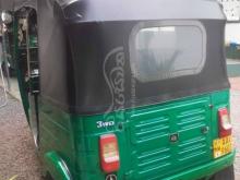 https://riyasewana.com/uploads/bajaj-bajaj-4-2015-11014081267496.jpg