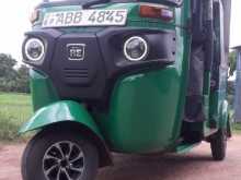 https://riyasewana.com/uploads/bajaj-bajaj-4-2015-1314042012813.jpg