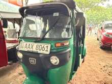 Bajaj 4 Stroke 2015 Three Wheel
