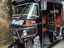 Bajaj 4 Stroke 2015 Three Wheel