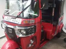 https://riyasewana.com/uploads/bajaj-bajaj-4-2017-29541381242453.jpg