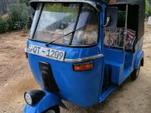 Bajaj 4 Stroke 2009 Three Wheel
