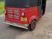 https://riyasewana.com/uploads/bajaj-bajaj-4-222154544343.jpg