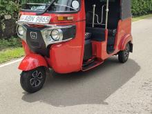 Bajaj 4 Stroke 2016 Three Wheel