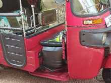 https://riyasewana.com/uploads/bajaj-bajaj-4-291932054683.jpg