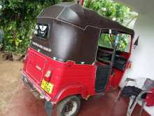 https://riyasewana.com/uploads/bajaj-bajaj-4-31049514132.jpg