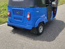 https://riyasewana.com/uploads/bajaj-bajaj-4-4039084993.jpg