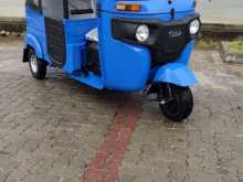 https://riyasewana.com/uploads/bajaj-bajaj-4-8004304583.jpg