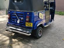 Bajaj 4 Stroke 2015 Three Wheel