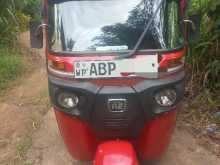Bajaj RE 2017 Three Wheel