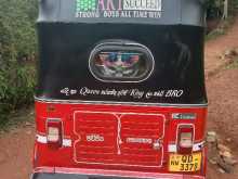 https://riyasewana.com/uploads/bajaj-bajaj-4923354822.jpg