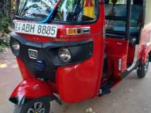 Bajaj 4 Stroke 2015 Three Wheel