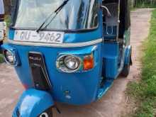 Bajaj 4 Stroke 2009 Three Wheel