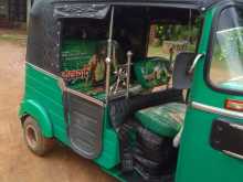 https://riyasewana.com/uploads/bajaj-bajaj-4stok-2015-2810385612404.jpg