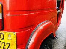 https://riyasewana.com/uploads/bajaj-bajaj-4stork-1822384317196.jpg