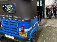 Bajaj 4 Stroke 2015 Three Wheel