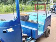 https://riyasewana.com/uploads/bajaj-bajaj-51208254762.jpg