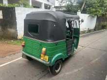 https://riyasewana.com/uploads/bajaj-bajaj-515082322372.jpg