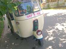 Bajaj RE 2000 Three Wheel