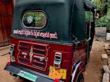 https://riyasewana.com/uploads/bajaj-bajaj-71137324472.jpg
