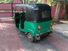 https://riyasewana.com/uploads/bajaj-bajaj-7900344942.jpg