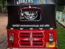 https://riyasewana.com/uploads/bajaj-bajaj-81426354853.jpg