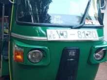 https://riyasewana.com/uploads/bajaj-bajaj-81952564732.jpg