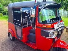 Bajaj RE 2016 Three Wheel