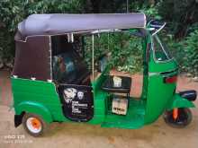 https://riyasewana.com/uploads/bajaj-bajaj-auto-2002-623445812084.jpg