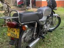https://riyasewana.com/uploads/bajaj-bajaj-boxer-1718401522022.jpg