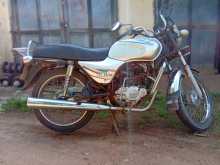 https://riyasewana.com/uploads/bajaj-bajaj-boxer-910435313412.jpg