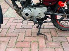 https://riyasewana.com/uploads/bajaj-bajaj-ct-100-1913365019946.jpg