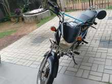 https://riyasewana.com/uploads/bajaj-bajaj-ct-2413402313714.jpg