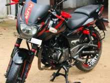 Bajaj Pulsar 180 2018 Motorbike