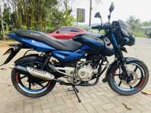 Bajaj Pulsar 150 2014 Motorbike