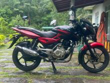 Bajaj Pulsar 150 2015 Motorbike