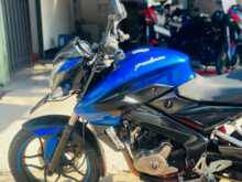 Bajaj Pulsar NS200 2013 Motorbike