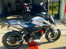 https://riyasewana.com/uploads/bajaj-bajaj-pulser-119354913183.jpg