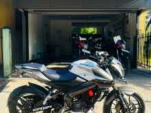 https://riyasewana.com/uploads/bajaj-bajaj-pulser-119354913724.jpg
