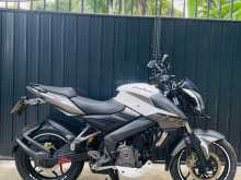 Bajaj Pulsar NS200 2017 Motorbike