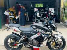 https://riyasewana.com/uploads/bajaj-bajaj-pulser-1318325813223.jpg