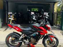 https://riyasewana.com/uploads/bajaj-bajaj-pulser-1320314113633.jpg