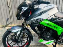 Bajaj Pulsar NS200 2018 Motorbike