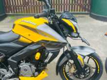 Bajaj Pulsar NS200 2017 Motorbike