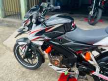 https://riyasewana.com/uploads/bajaj-bajaj-pulser-2512010913504.jpg
